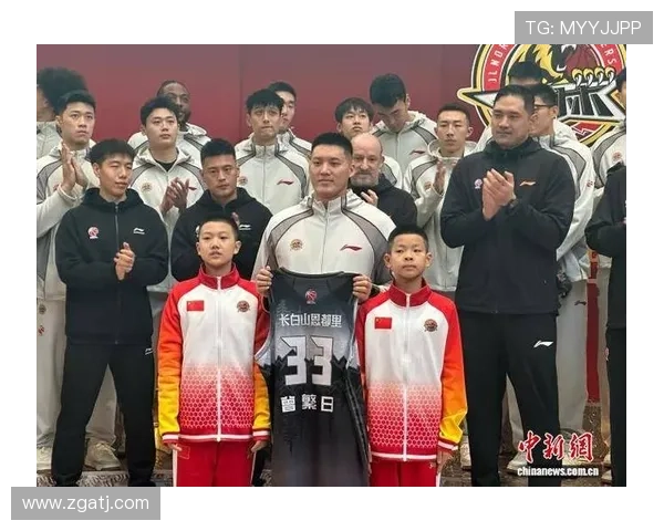 媒体人透露达拉斯摩尔已正式加盟吉林男篮开启新征程